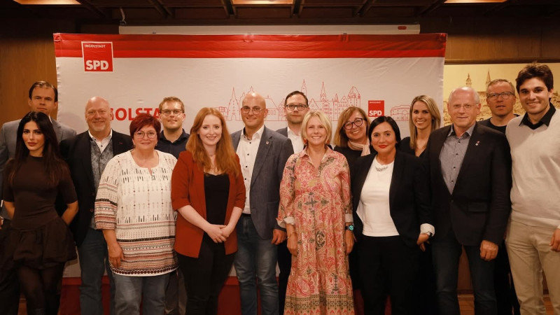Bilder der Kandidatinnen und Kandidaten für die Listenplätze 1 bis 15 der SPD Ingolstadt zur Kommunalwahl 2026